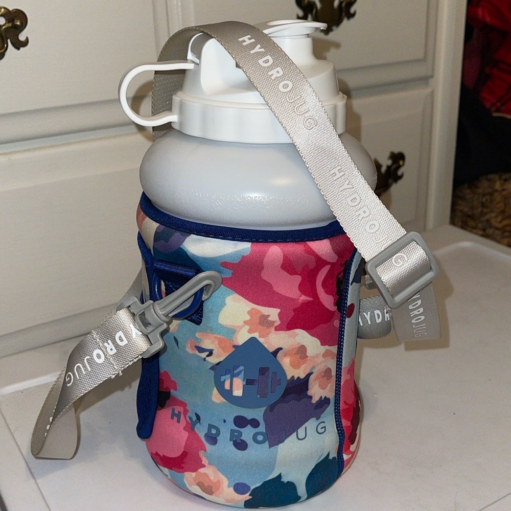 White Hyrdojug